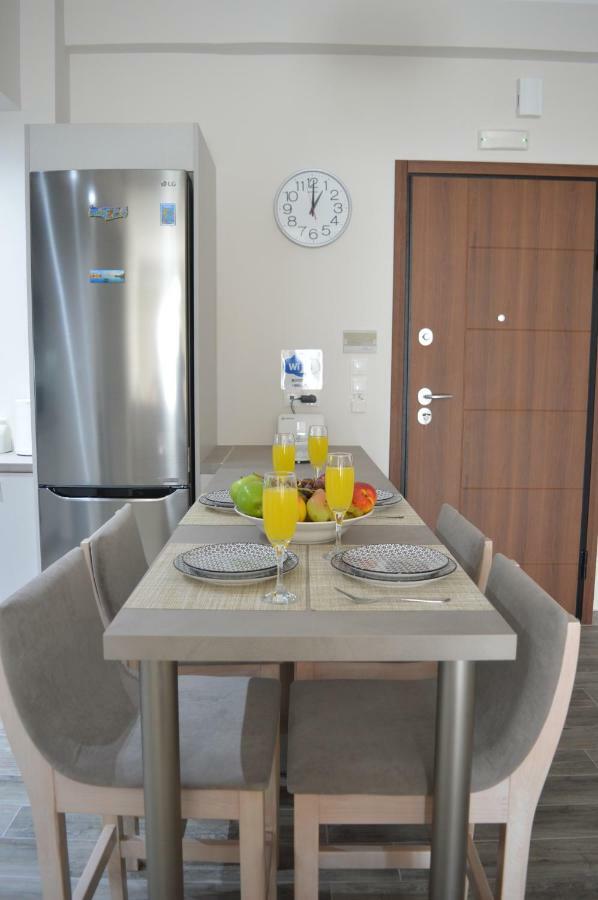 Botonis Bright Spacious Apartment La Canea Esterno foto